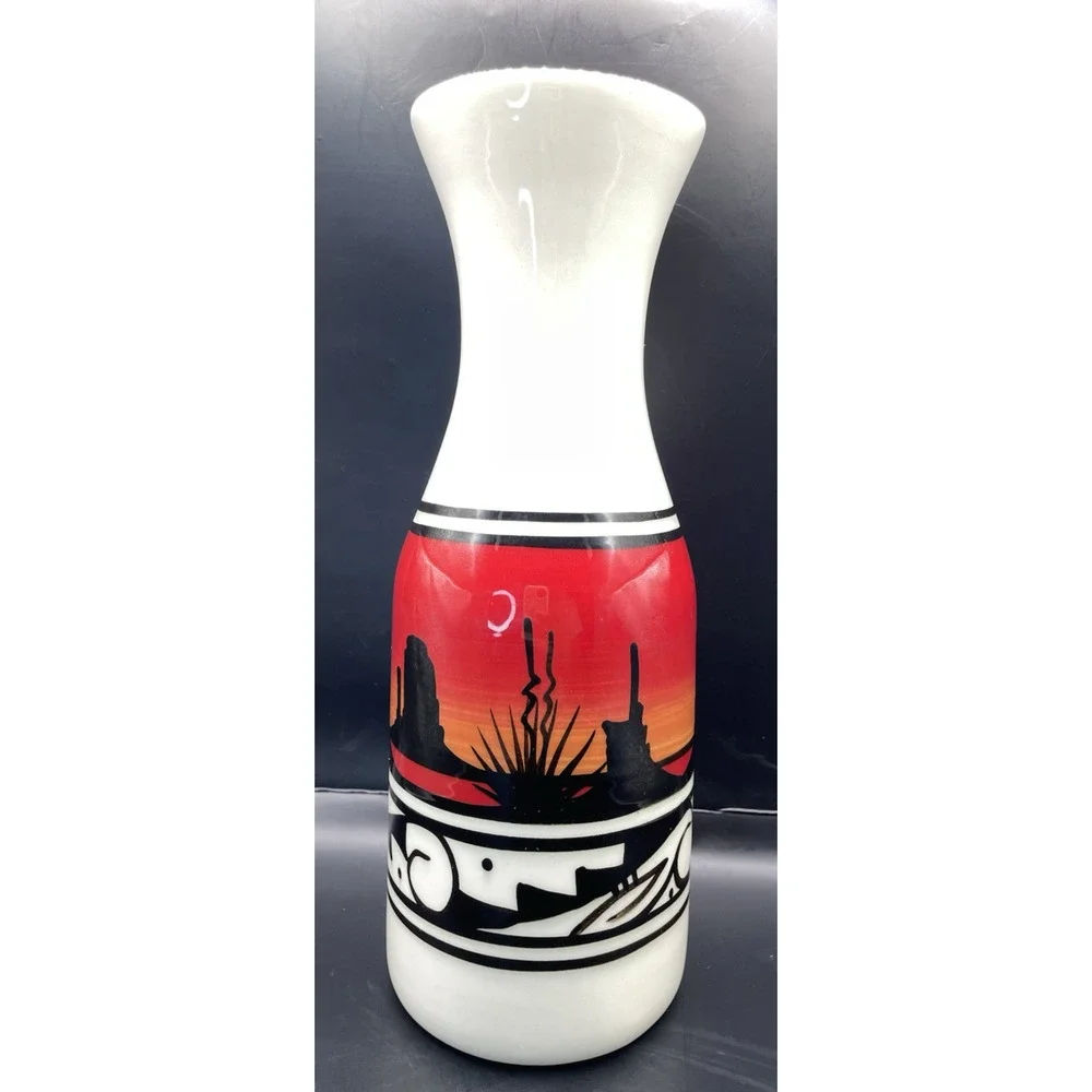 VTG Navajo Cedar Mesa Wine/Water Ceramic Carafe/Native American Vase-Signed